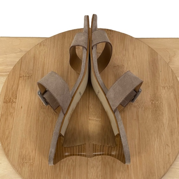 Coach and Four Made in Italy Taupe Suede Buckle Sandal Heels – Size 9 - Picture 3 of 10